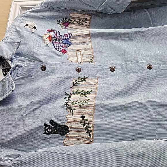 Halloween shirt - Picture 2 of 12